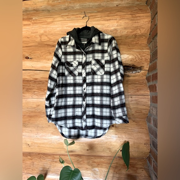 New Hooded Plaid Shirt - Picture 1 of 7